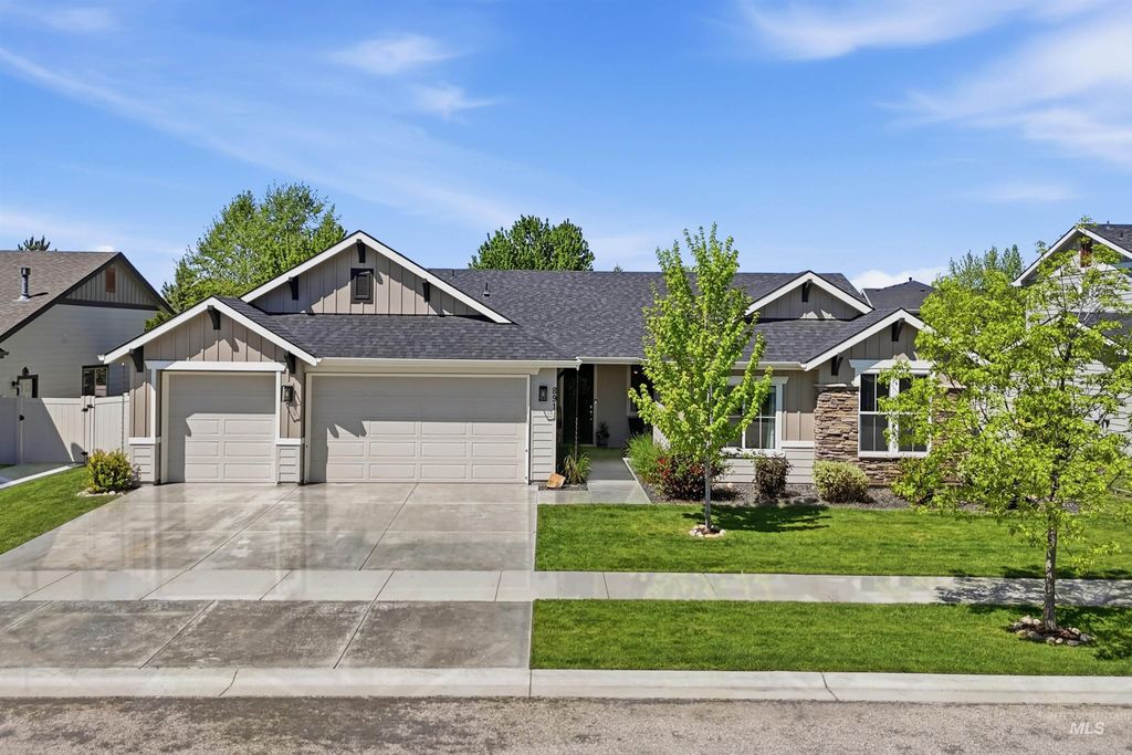 891 N Tullshire Way, Eagle, ID 83616 photo 1
