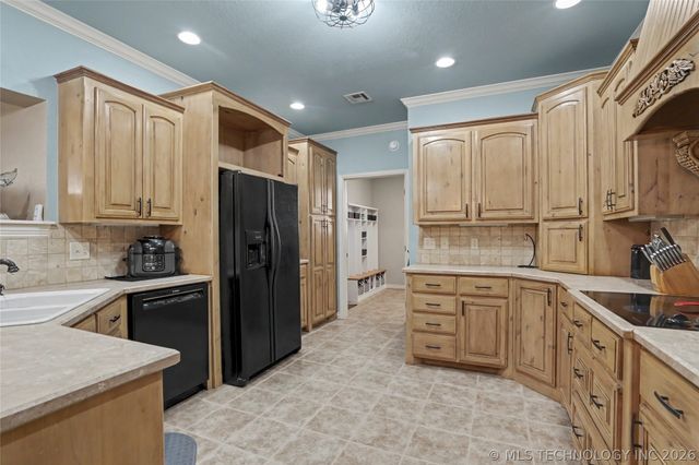 23075 S 4180 Road, Claremore, OK 74019