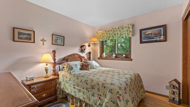W215N10105 Hickory DRIVE, Colgate, WI 53017