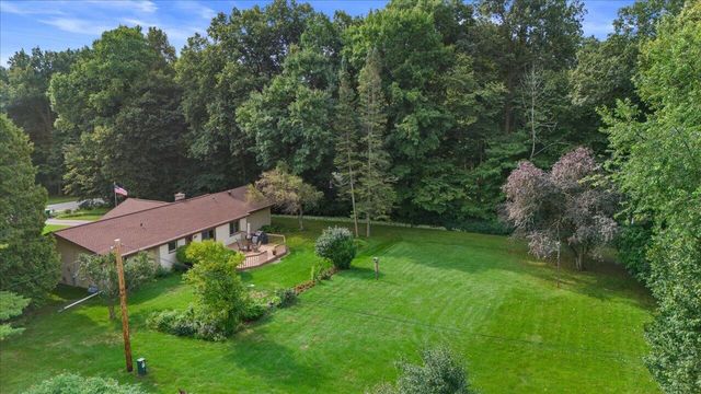 W215N10105 Hickory DRIVE, Colgate, WI 53017