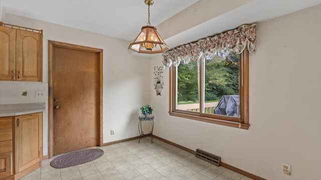 W215N10105 Hickory DRIVE, Colgate, WI 53017