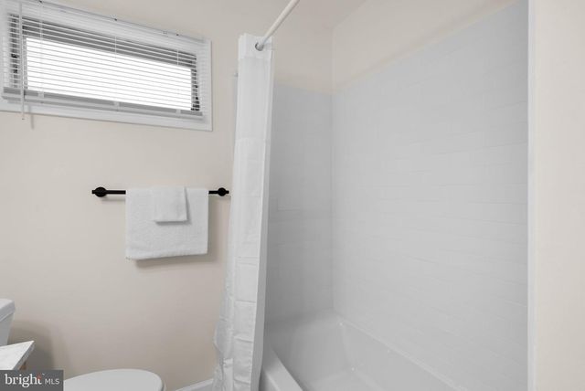 1049 OMAR DR, Crownsville, MD 21032