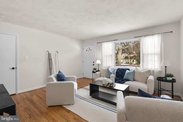 1049 OMAR DR, Crownsville, MD 21032