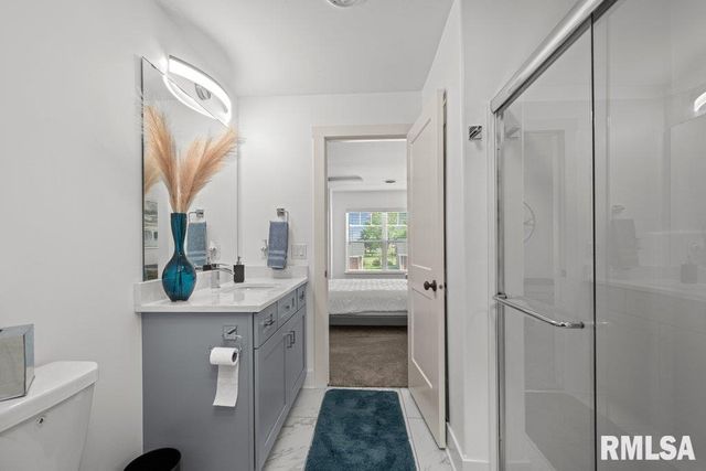 3043 SHANES Way, Bettendorf, IA 52722