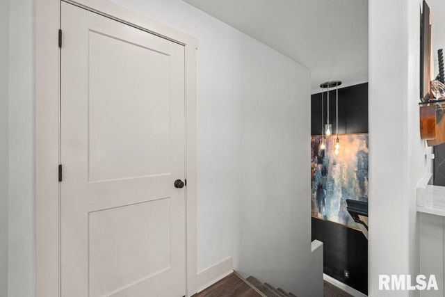 3043 SHANES Way, Bettendorf, IA 52722