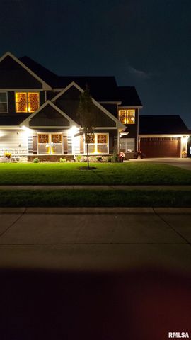 3043 SHANES Way, Bettendorf, IA 52722