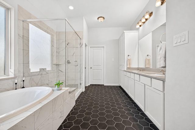 737 Lake Lacosta Drive, Katy, TX 77493