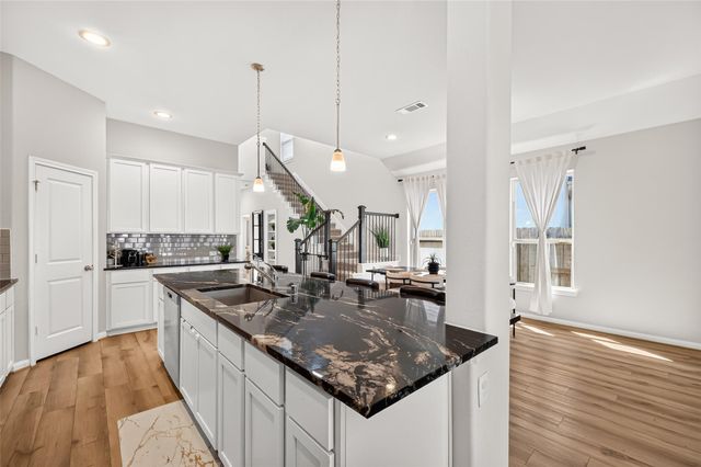 737 Lake Lacosta Drive, Katy, TX 77493