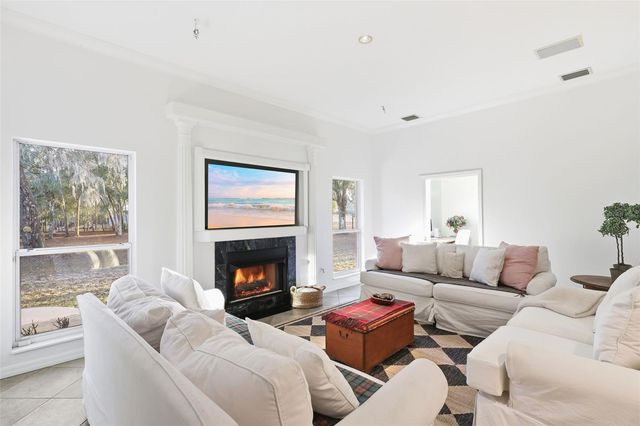 6197 LAKE WINONA ROAD, De Leon Springs, FL 32130