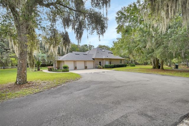 6197 LAKE WINONA ROAD, De Leon Springs, FL 32130