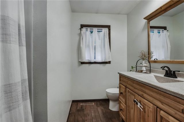 1103 Mulberry Drive, Altoona, WI 54720