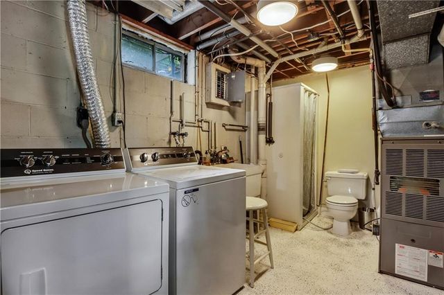 1103 Mulberry Drive, Altoona, WI 54720