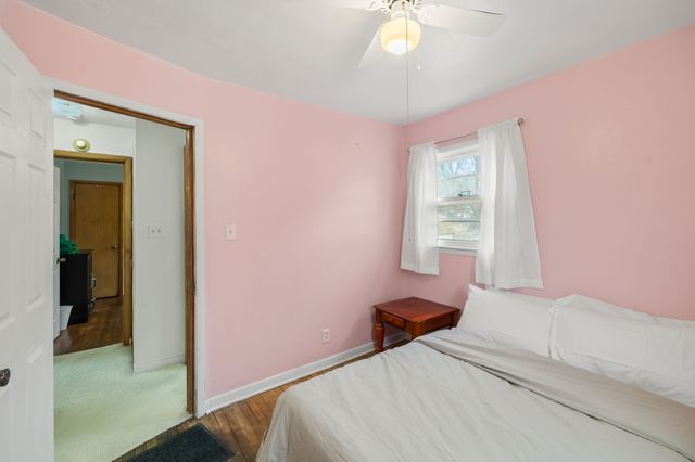 1813 Larnard Drive, Des Moines, IA 50317