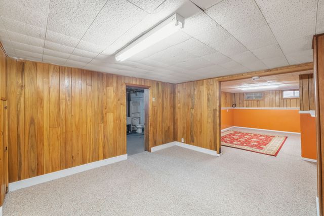 1813 Larnard Drive, Des Moines, IA 50317