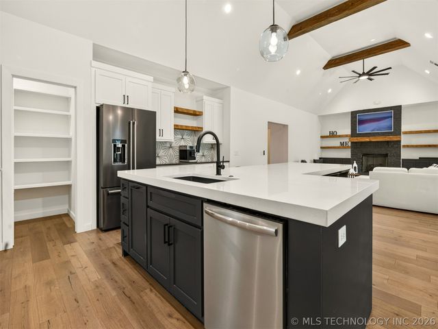 11409 S Nandina Place, Jenks, OK 74037