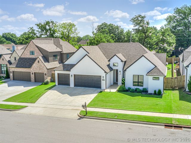 11409 S Nandina Place, Jenks, OK 74037