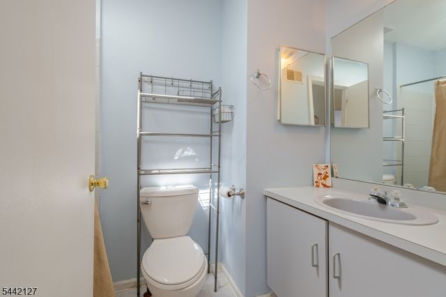 73 Kentucky Way, Freehold Twp., NJ 07728