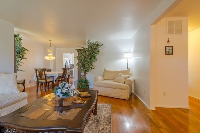 73 Kentucky Way, Freehold Twp., NJ 07728