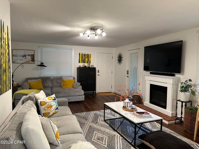 2970 Kynes Street, Marianna, FL 32446