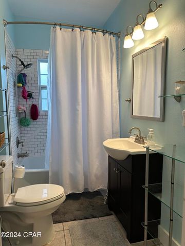 2970 Kynes Street, Marianna, FL 32446