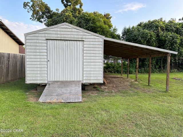 2970 Kynes Street, Marianna, FL 32446