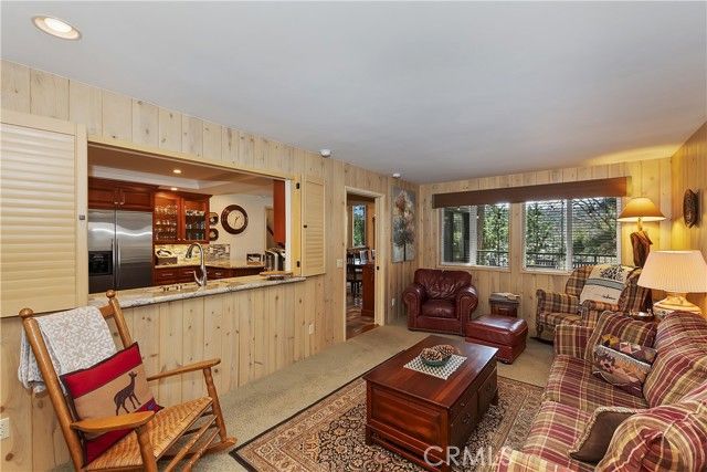 28018 Peninsula, Lake Arrowhead, CA 92352