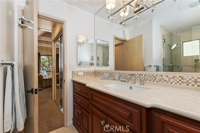 28018 Peninsula, Lake Arrowhead, CA 92352