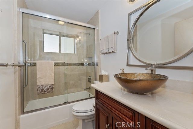 28018 Peninsula, Lake Arrowhead, CA 92352