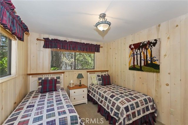 28018 Peninsula, Lake Arrowhead, CA 92352