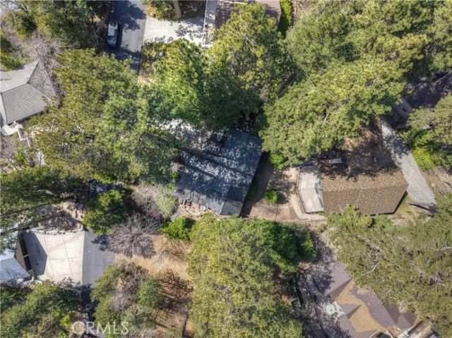 28018 Peninsula, Lake Arrowhead, CA 92352