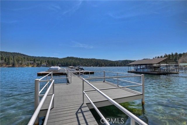 28018 Peninsula, Lake Arrowhead, CA 92352