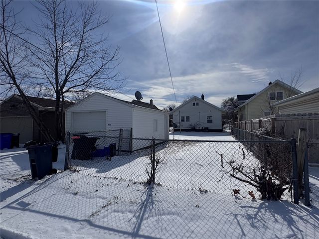 1722 B Avenue NW, Cedar Rapids, IA 52405