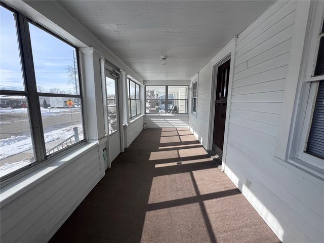 1722 B Avenue NW, Cedar Rapids, IA 52405