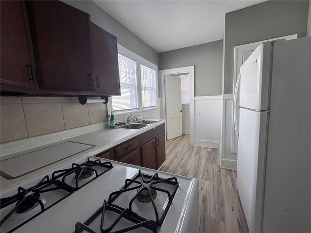 1722 B Avenue NW, Cedar Rapids, IA 52405