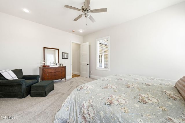 7242 Wolfe Ridge Court, Piney Flats, TN 37686