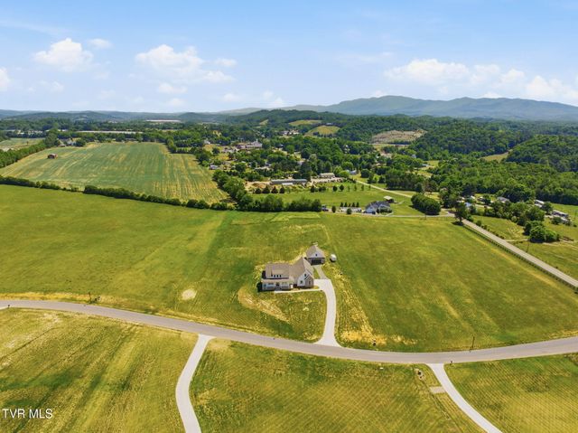 7242 Wolfe Ridge Court, Piney Flats, TN 37686