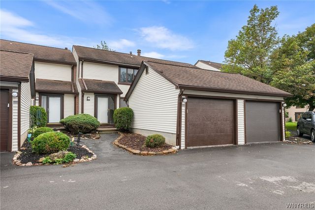 1206 Charlesgate Circle, Amherst, NY 14051