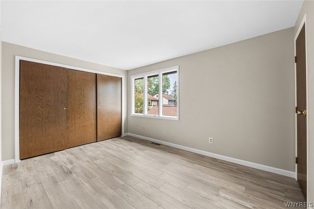 1206 Charlesgate Circle, Amherst, NY 14051