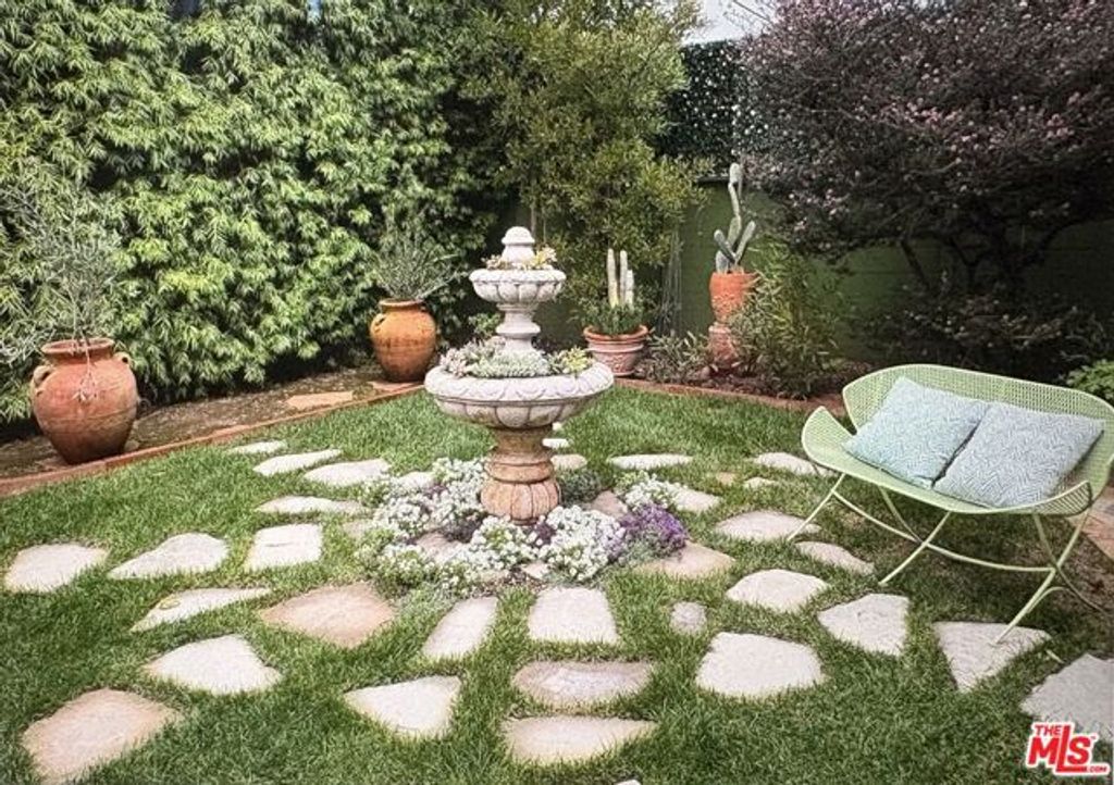 777 El Medio Avenue, Los Angeles, CA 90272