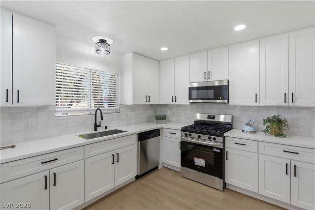 5705 Mossman Avenue, Las Vegas, NV 89108