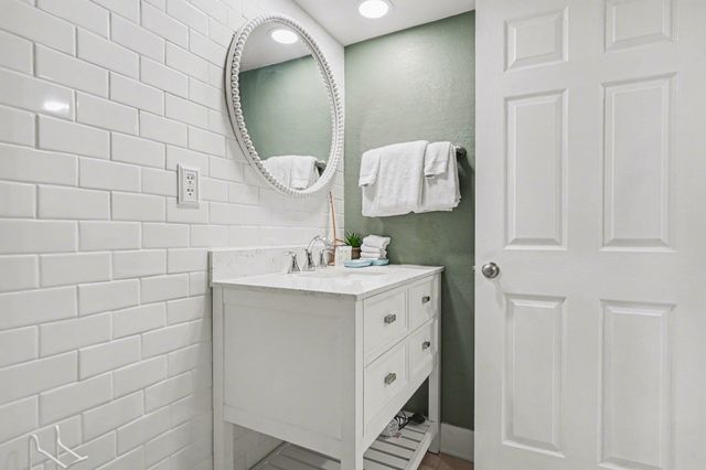 200 76th Ave N Unit 705, Myrtle Beach, SC 29572