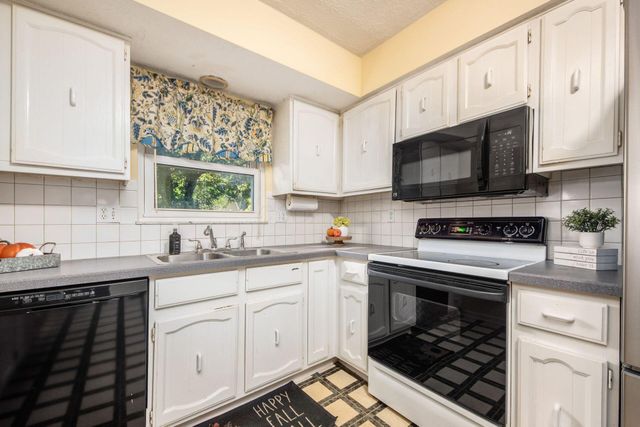 5577 Everest Way, Columbus, OH 43231