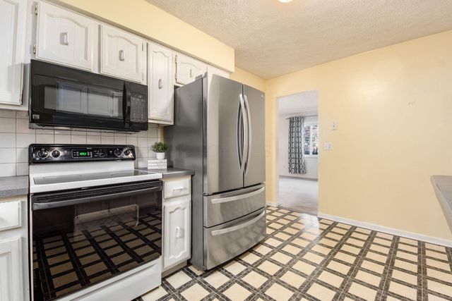 5577 Everest Way, Columbus, OH 43231