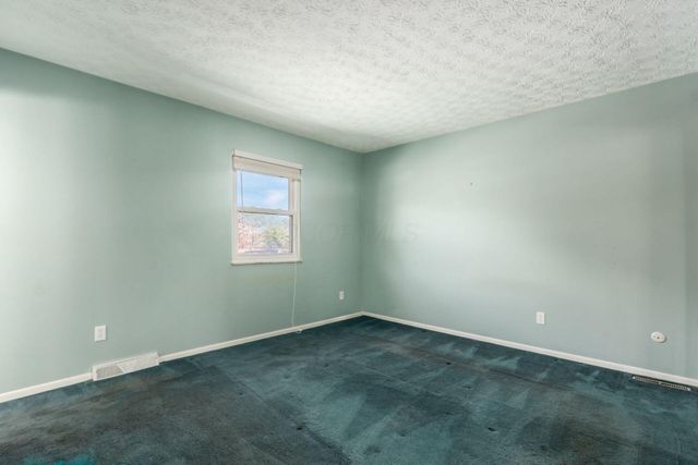 5577 Everest Way, Columbus, OH 43231