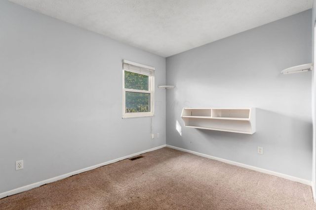 5577 Everest Way, Columbus, OH 43231