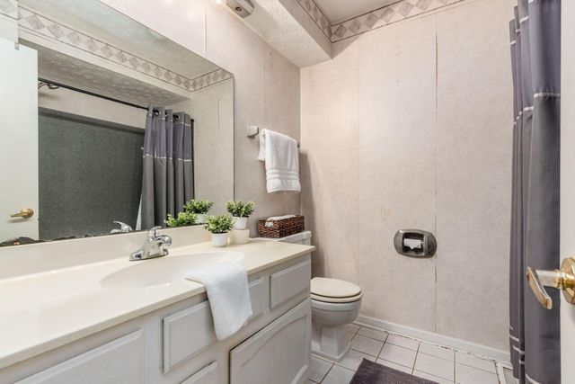 5577 Everest Way, Columbus, OH 43231