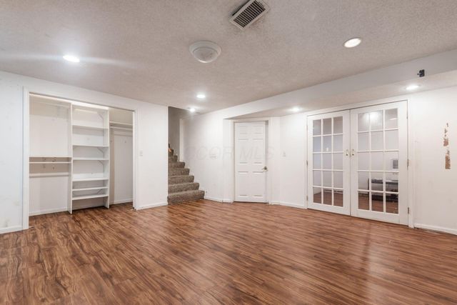 5577 Everest Way, Columbus, OH 43231