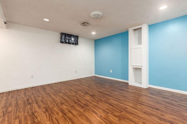 5577 Everest Way, Columbus, OH 43231