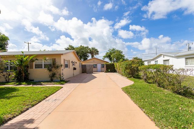 1724 37th Street, West Palm Beach, FL 33407