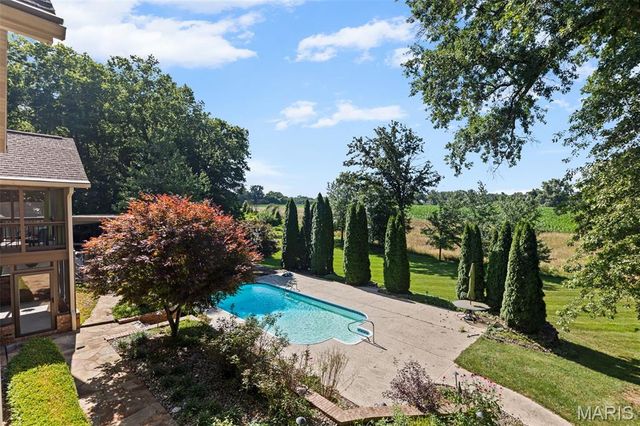 4775 S Hazel Road, Edwardsville, IL 62025